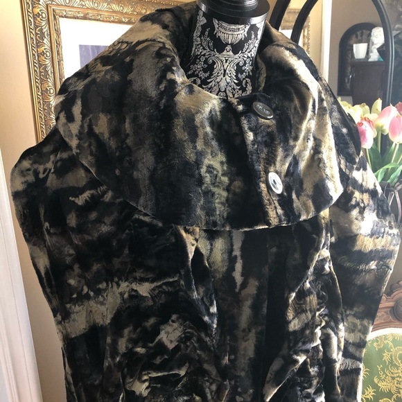 Simon Chang | 6 - Picture 6 of 11